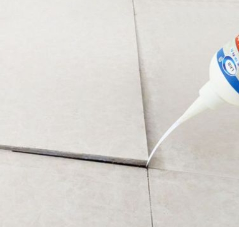丰镇瓷砖空鼓维修公司分享卫生间瓷砖脱落的原因可能有以下几点